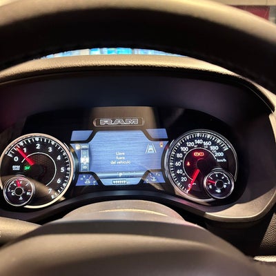 2025 RAM 1500 3.6 V6 Bighorn Crew Cab 4x4 At