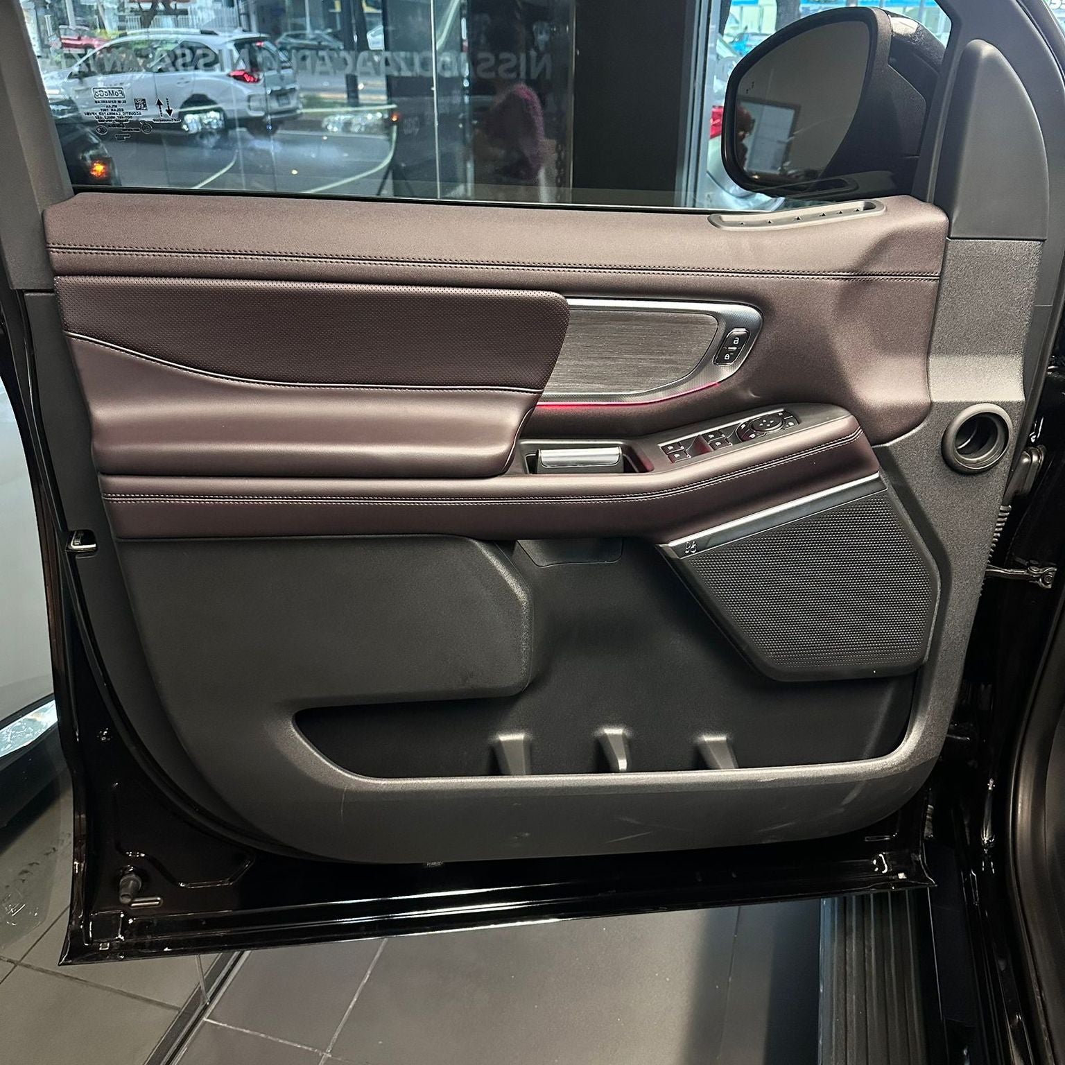 2024 Ford Expedition PLATINUM