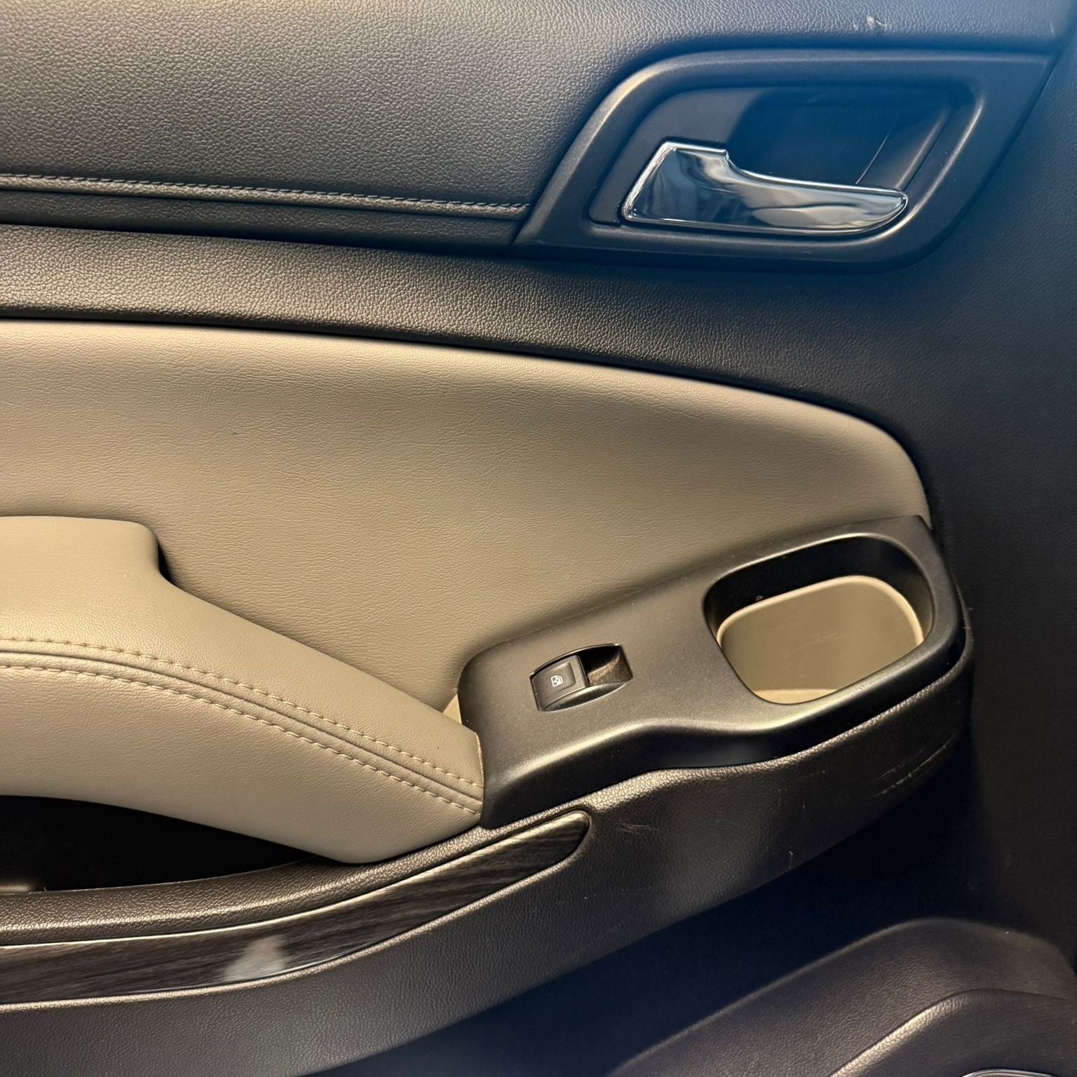 2018 Chevrolet Suburban 5.3 V8 LT Piel At