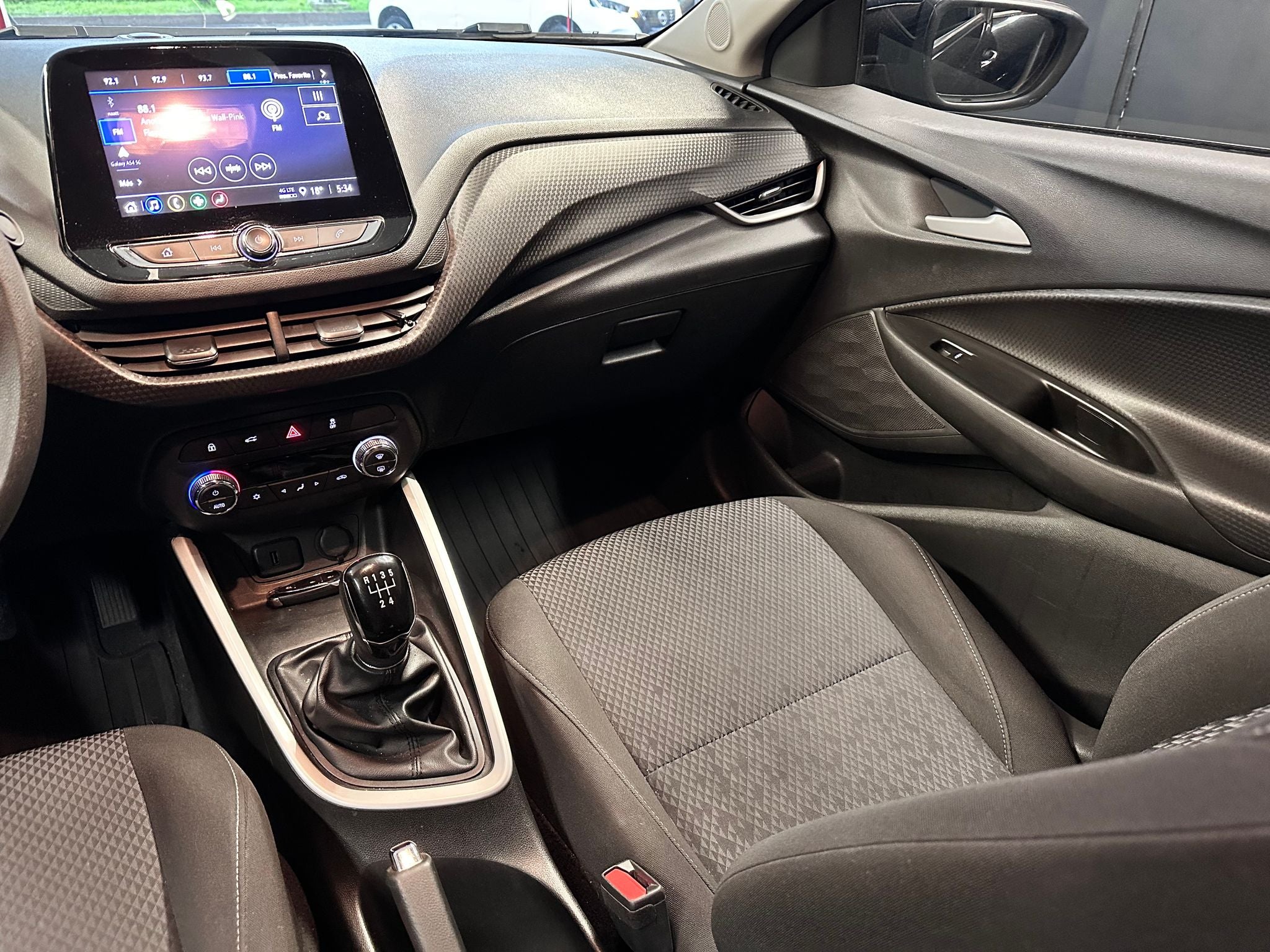 2022 Chevrolet Onix 1.0 LT Mt