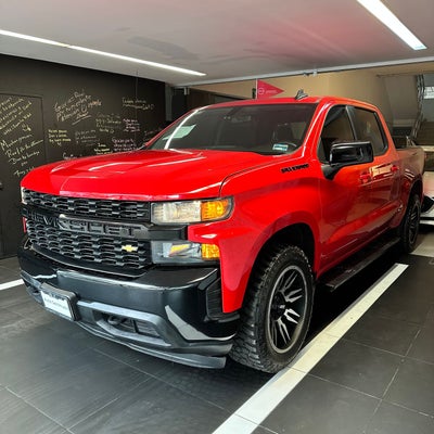 2022 Chevrolet Silverado 5.3 V8 1500 Doble Cabina Custom 4x4 At