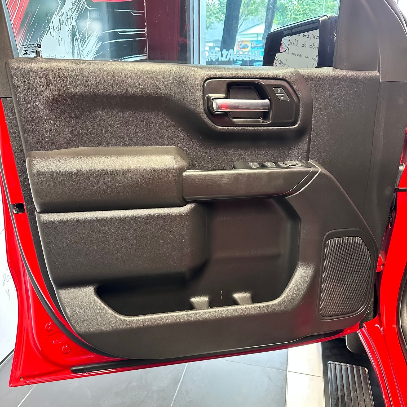 2022 Chevrolet Silverado 5.3 V8 1500 Doble Cabina Custom 4x4 At