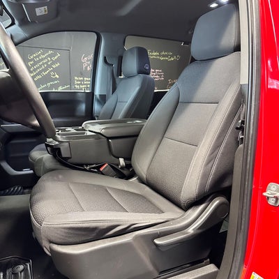 2022 Chevrolet Silverado 5.3 V8 1500 Doble Cabina Custom 4x4 At
