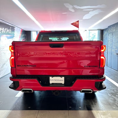2022 Chevrolet Silverado 5.3 V8 1500 Doble Cabina Custom 4x4 At