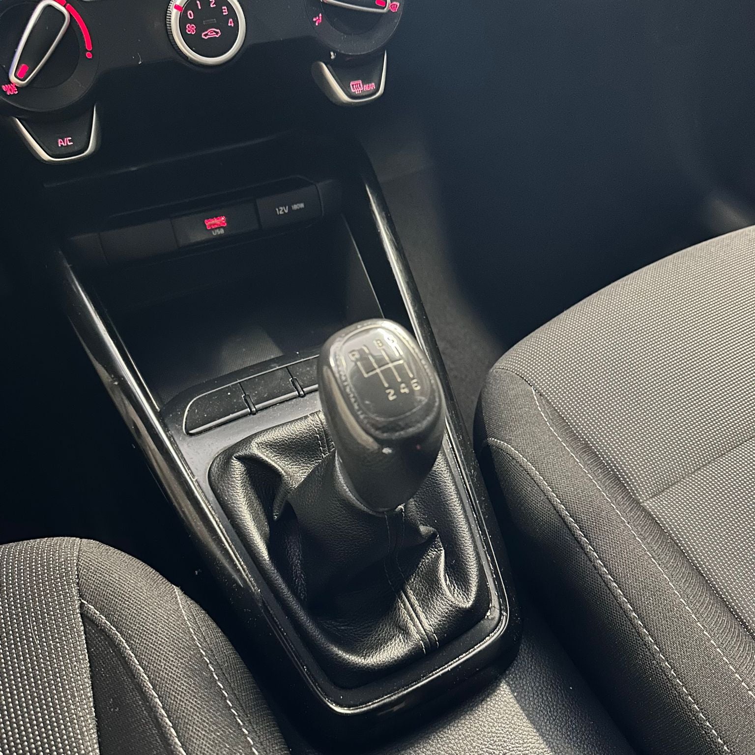 2021 Kia Rio 1.6 Sedan LX Mt
