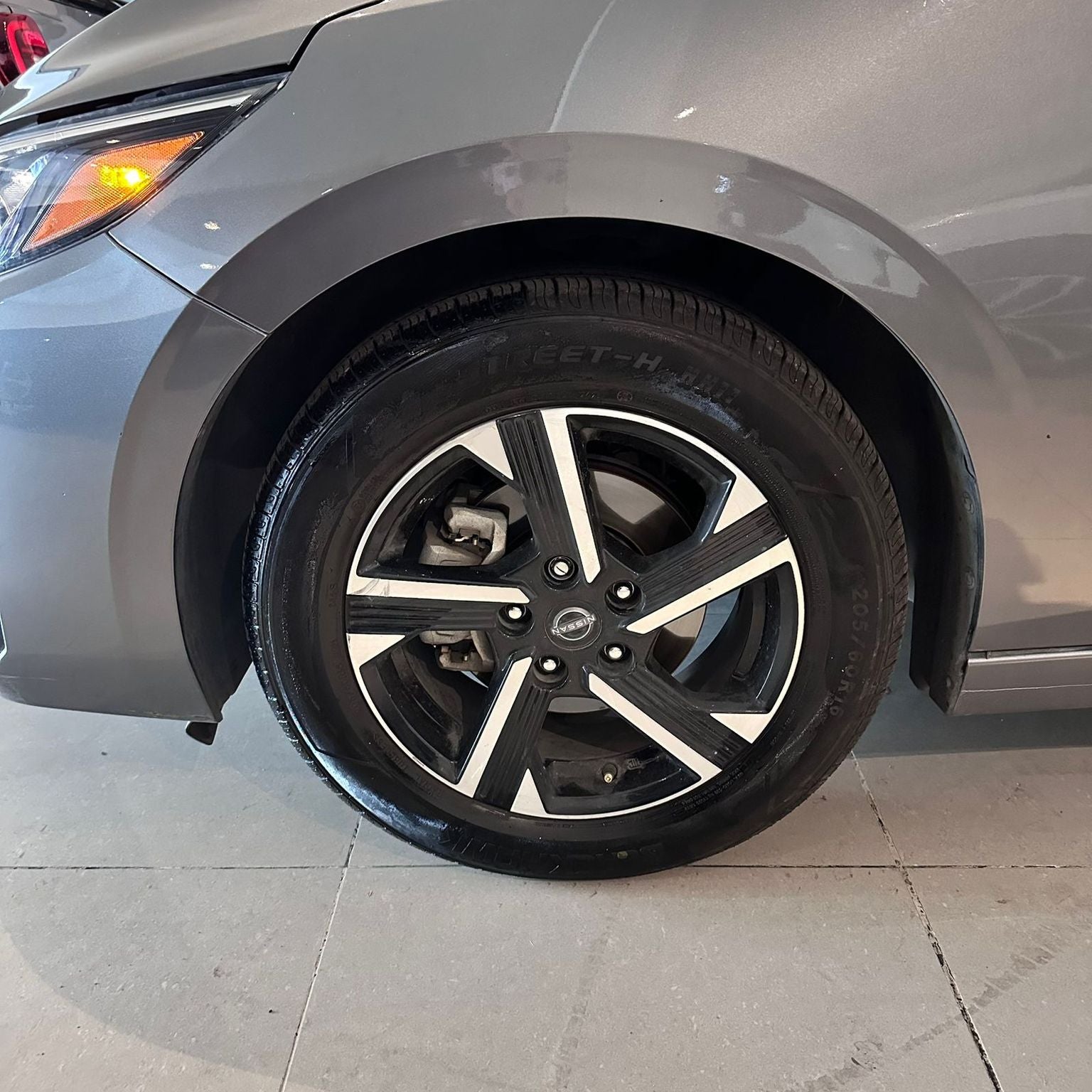 2024 Nissan Sentra 2.0 Sense Mt