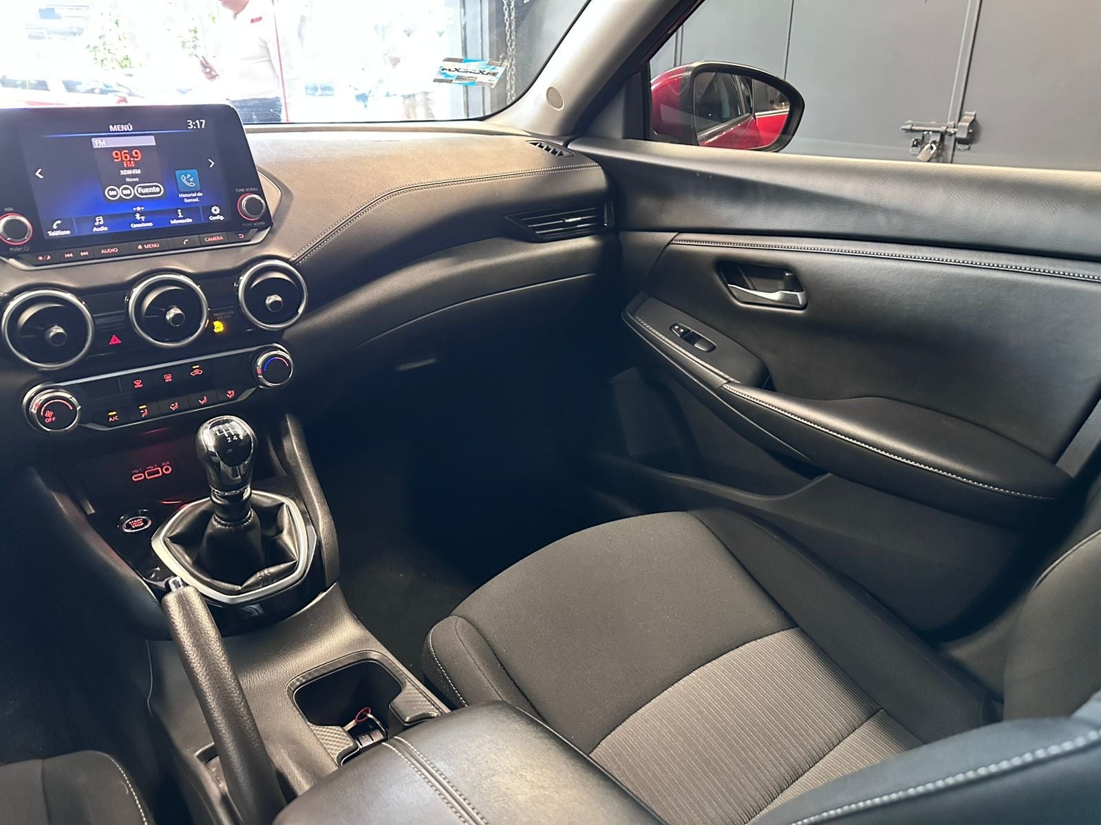 2023 Nissan Sentra 2.0 Advance Mt