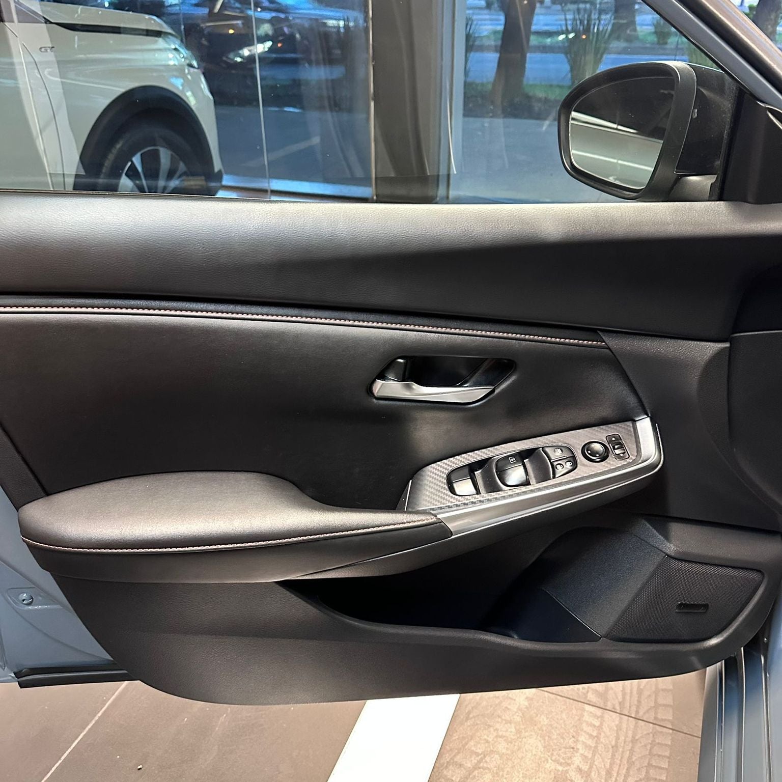 2024 Nissan Sentra 2.0 SR Platinum At