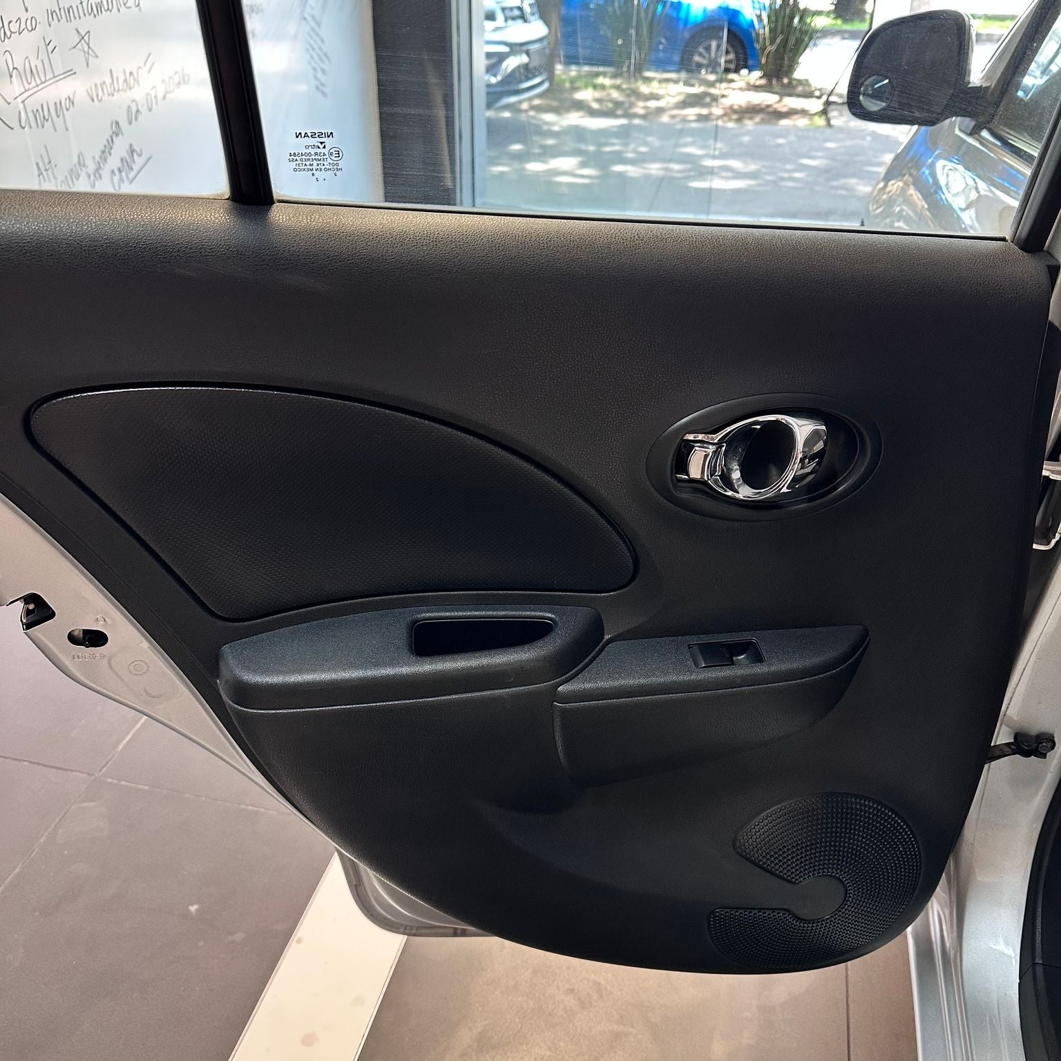 2013 Nissan March 1.6 Advance Mt