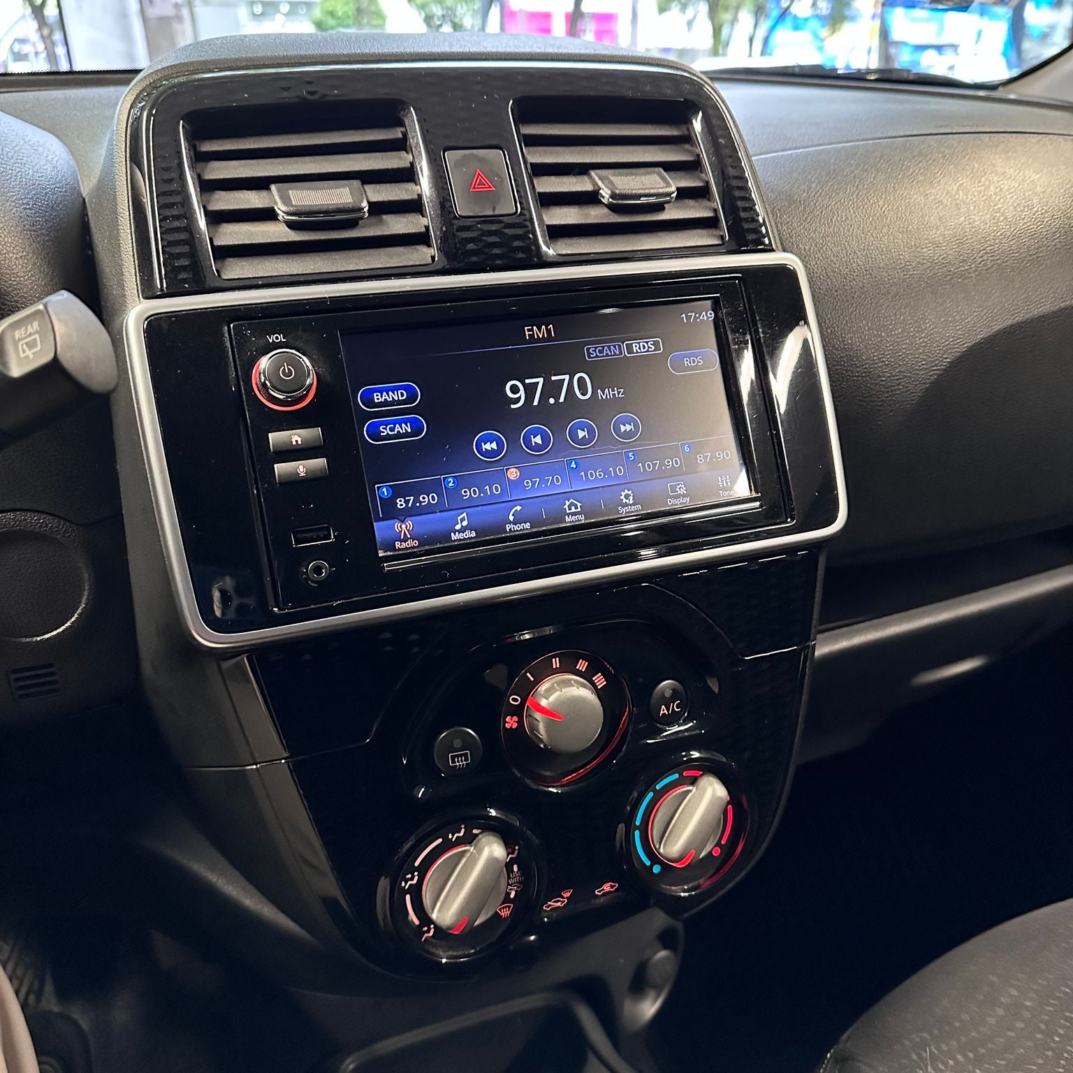 2021 Nissan March 1.6 Advance Mt