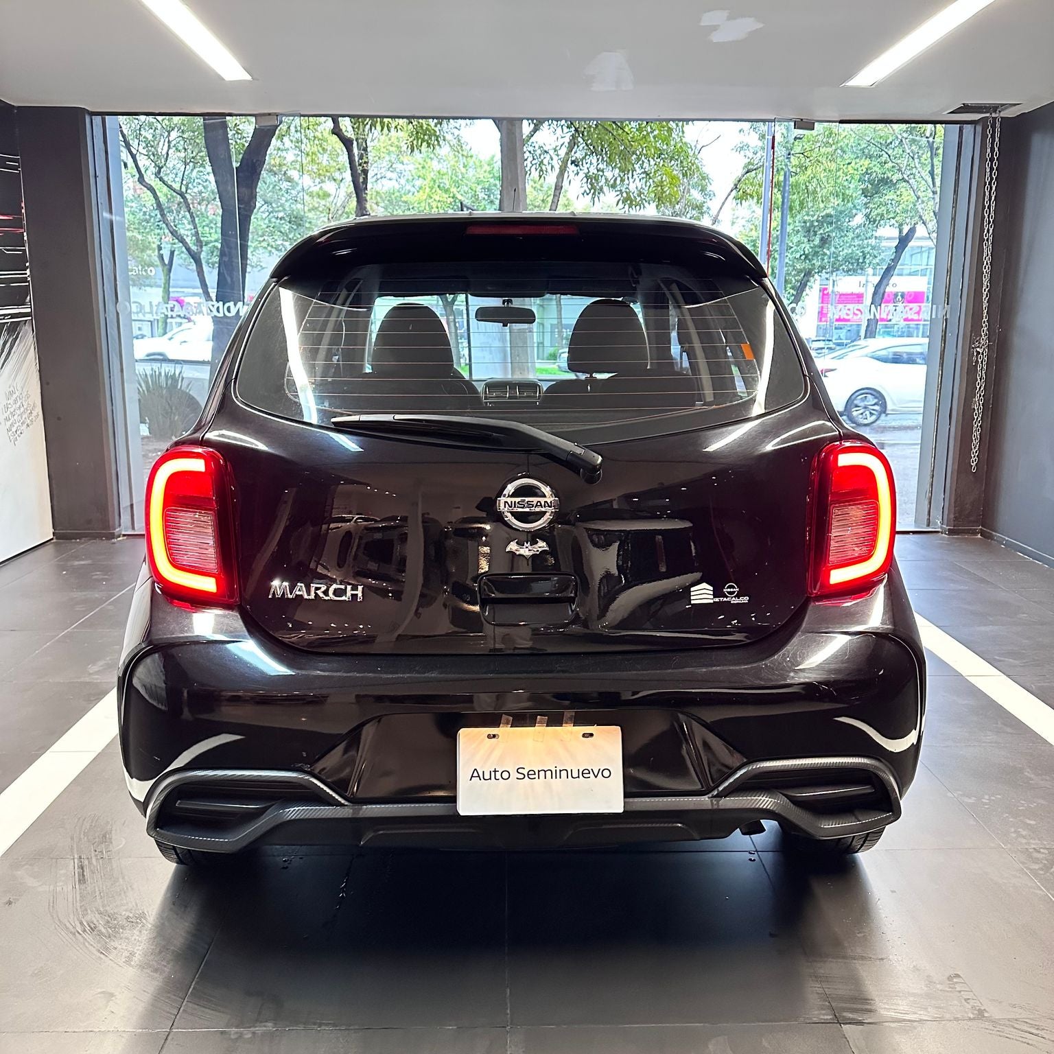 2021 Nissan March 1.6 Advance Mt