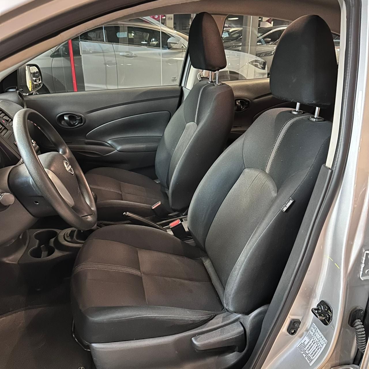 2024 Nissan V-Drive 1.6 A/C Mt