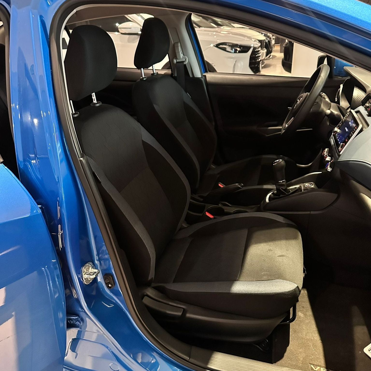 2025 Nissan Versa 1.6 Advance Mt