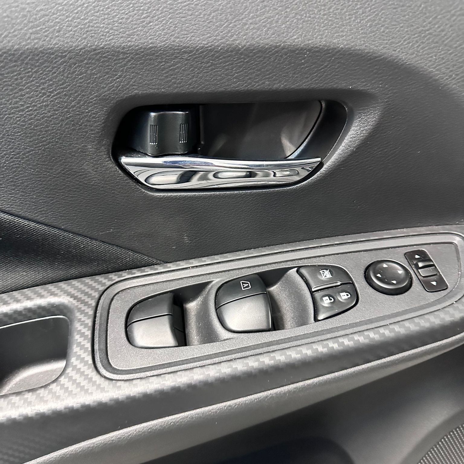 2025 Nissan Versa 1.6 Advance At