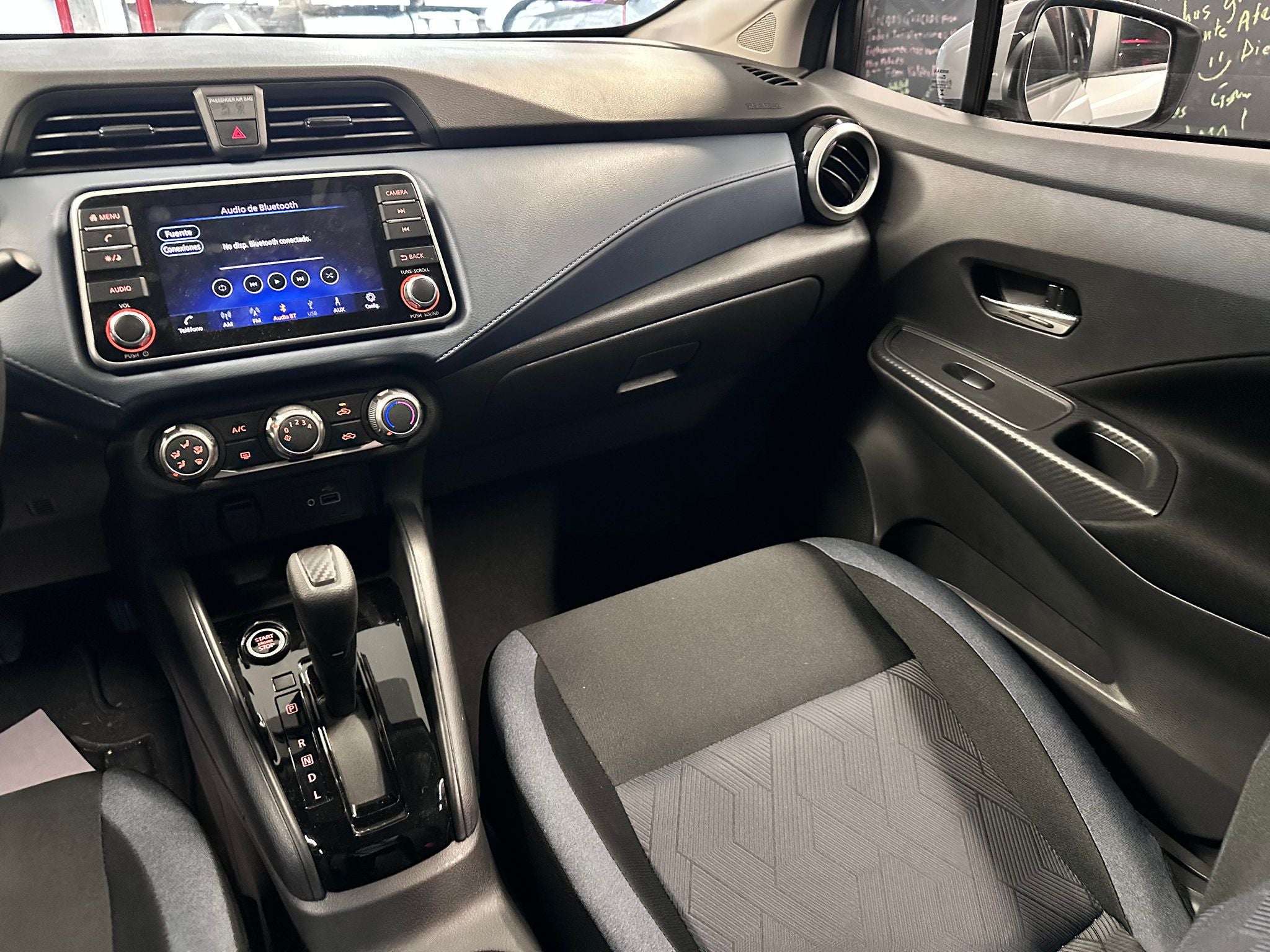 2025 Nissan Versa 1.6 Advance At