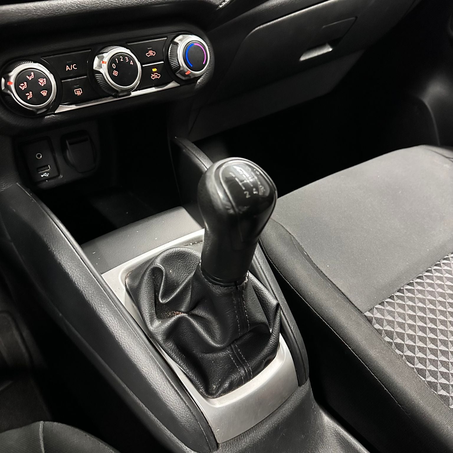 2021 Nissan Versa 1.6 Sense Mt