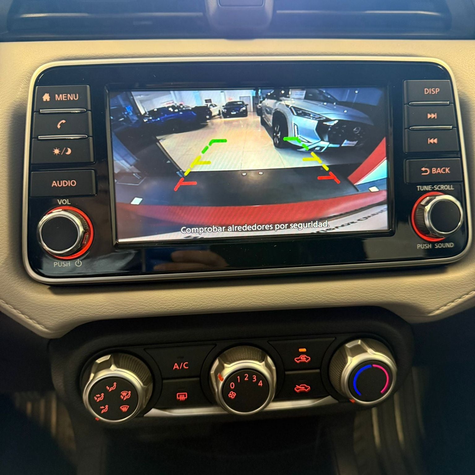 2022 Nissan Versa 1.6 Advance Mt