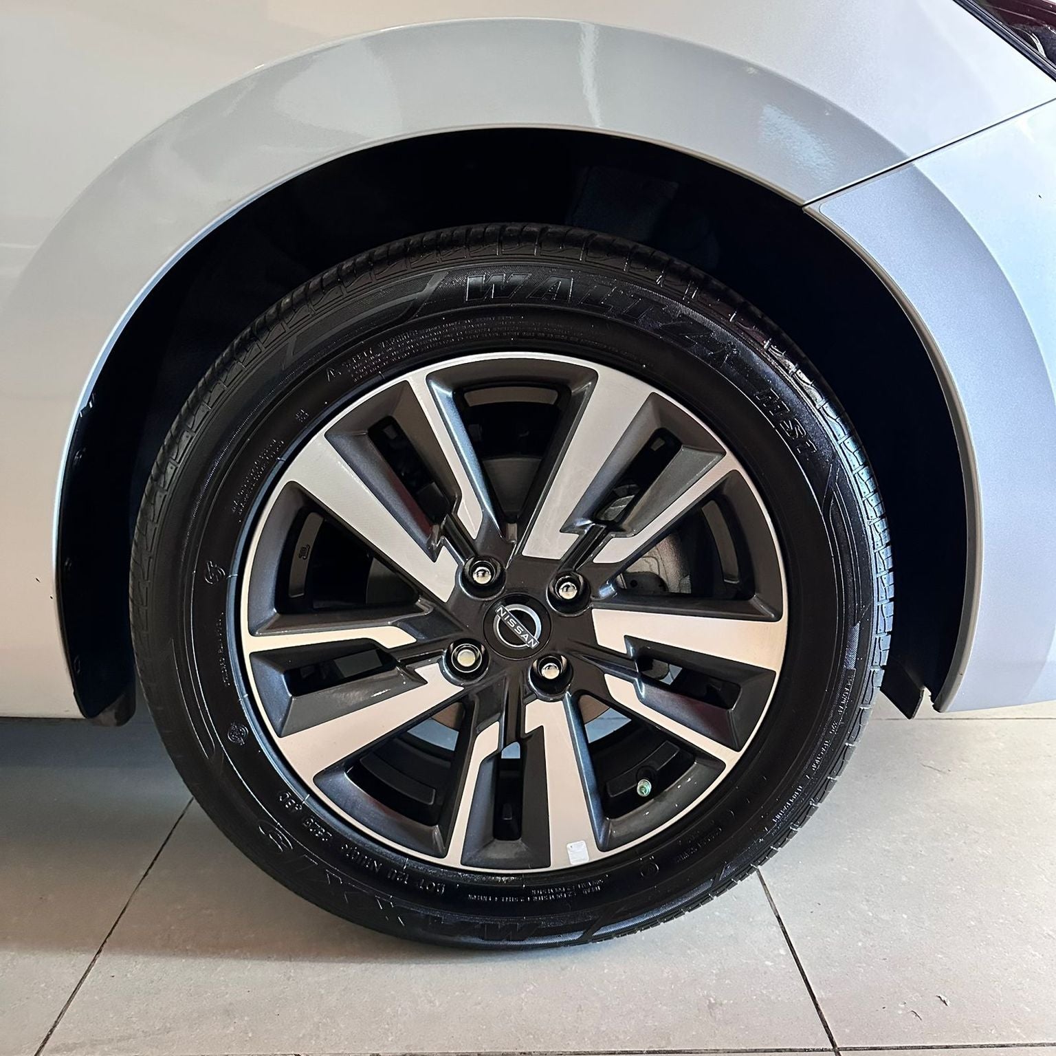 2025 Nissan Versa 1.6 Advance At