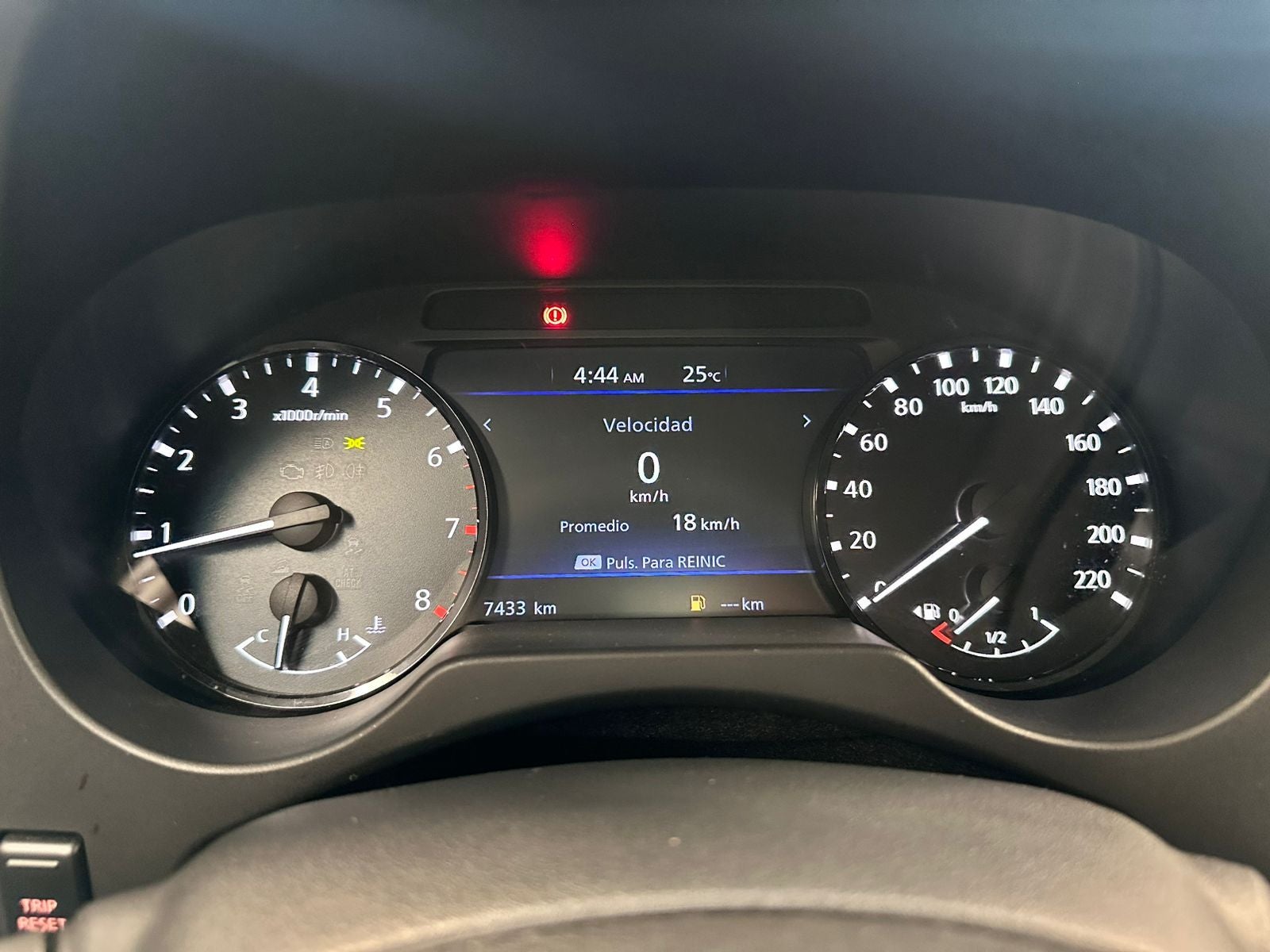 2025 Nissan Frontier 2.5 Doble Cabina LE 4x2 Mt
