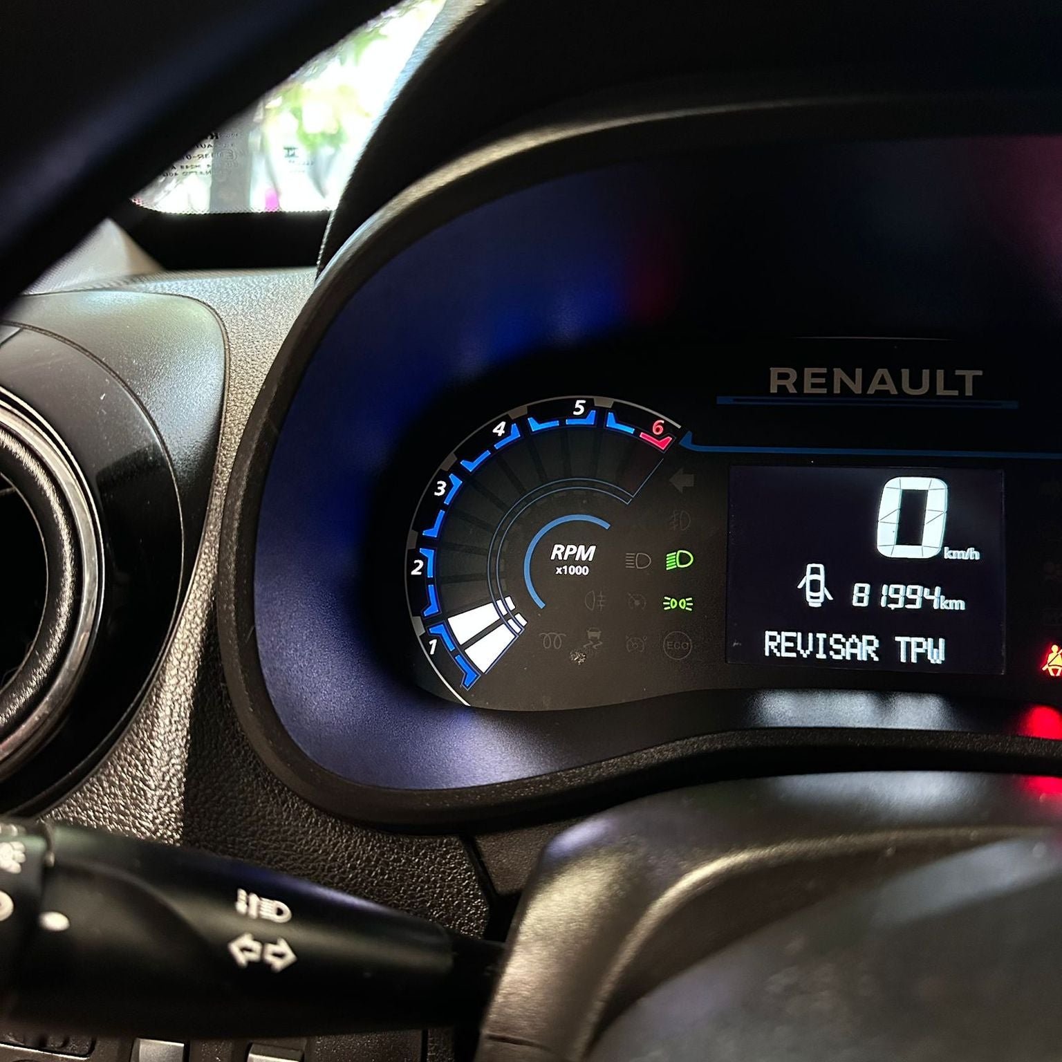 2024 Renault Kwid 1.0 Iconic Mt