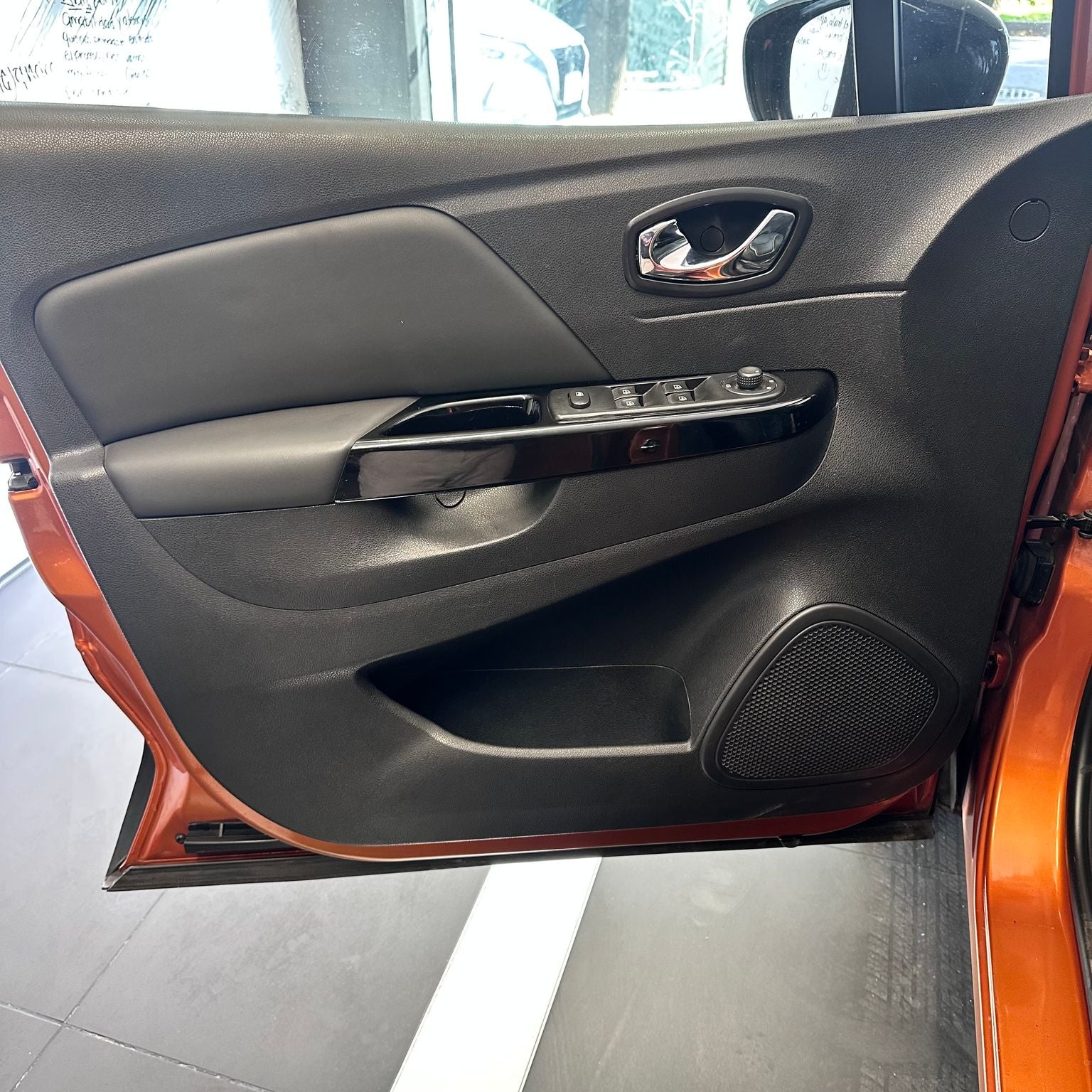 2019 Renault Captur 2.0 Iconic Piel At