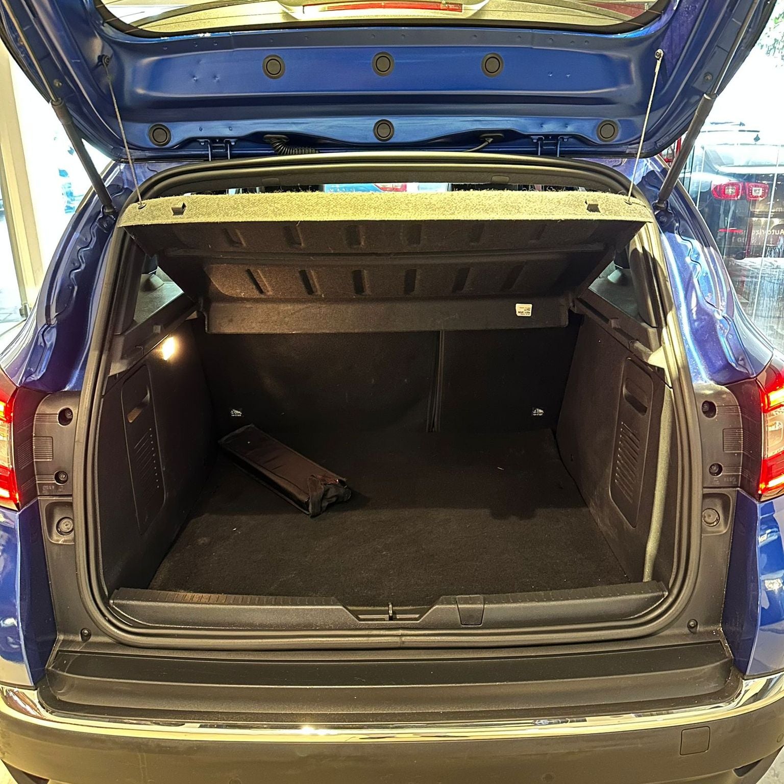 2022 Renault Captur 2.0 Iconic Piel At