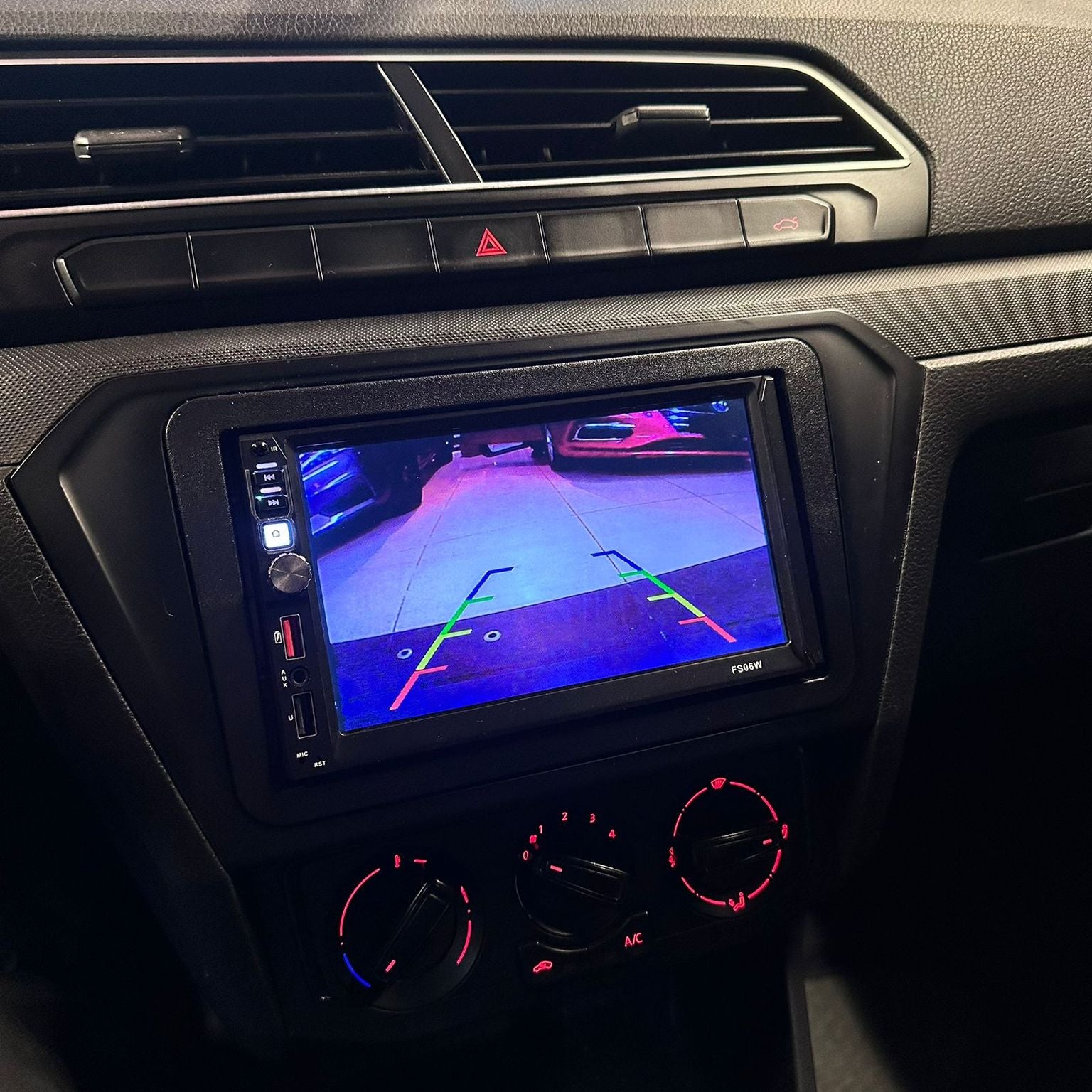 2018 Volkswagen Gol 1.6 Trendline 5vel Aa B A Abs Mt 4 p