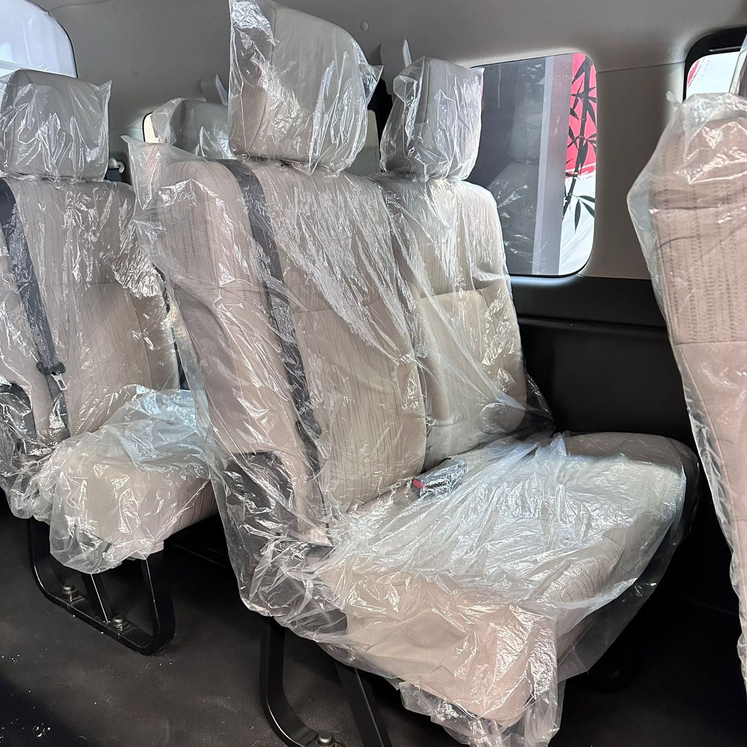 2025 Nissan Urvan 2.5 11 Pasajeros AA Mt