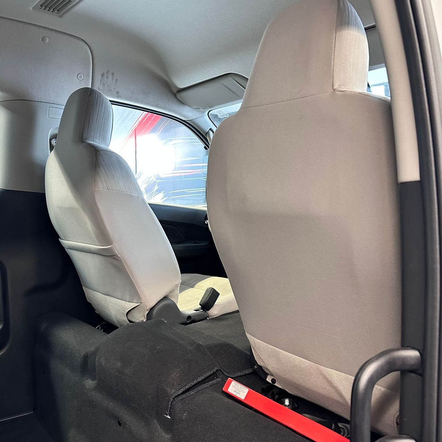 2025 Nissan Urvan 2.5 11 Pasajeros AA Mt
