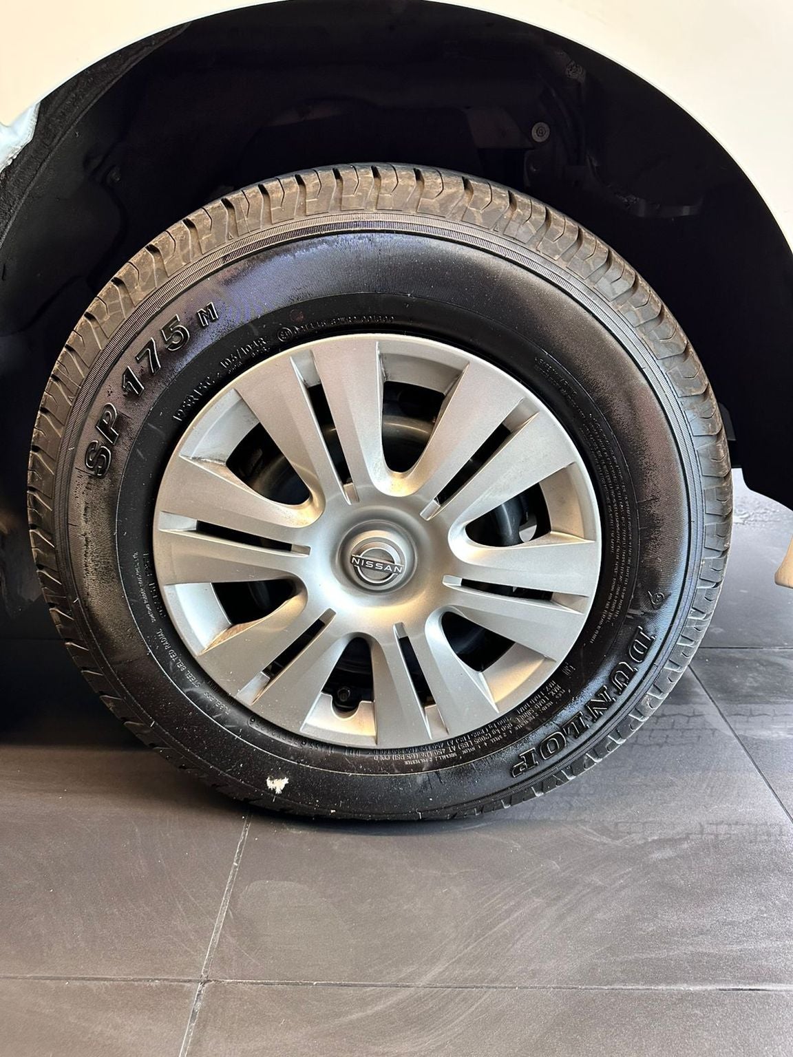 2025 Nissan Urvan 2.5 11 Pasajeros AA Mt