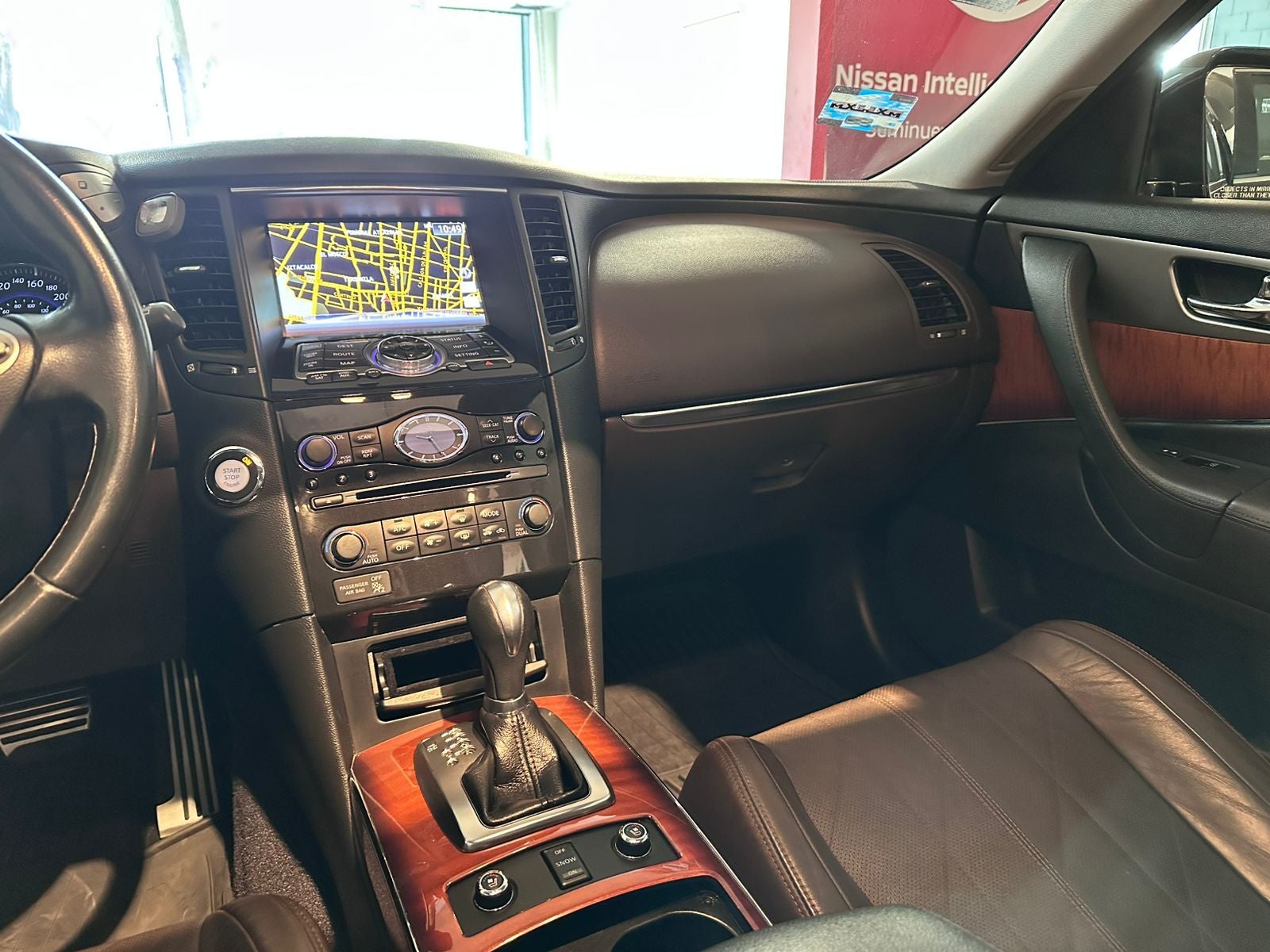 2016 INFINITI QX70 5.0 Seduction At