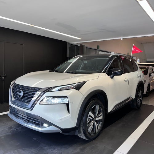 2023 Nissan X-Trail 2.5 Platinum 2 Filas At
