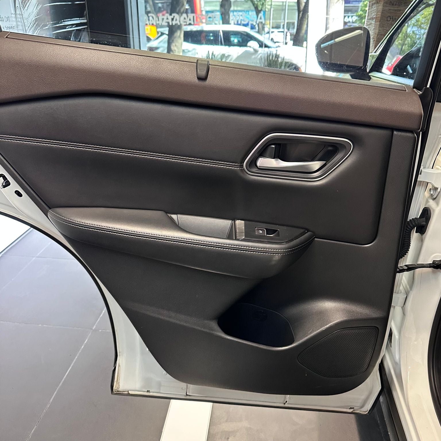 2023 Nissan X-Trail 2.5 Platinum 2 Filas At