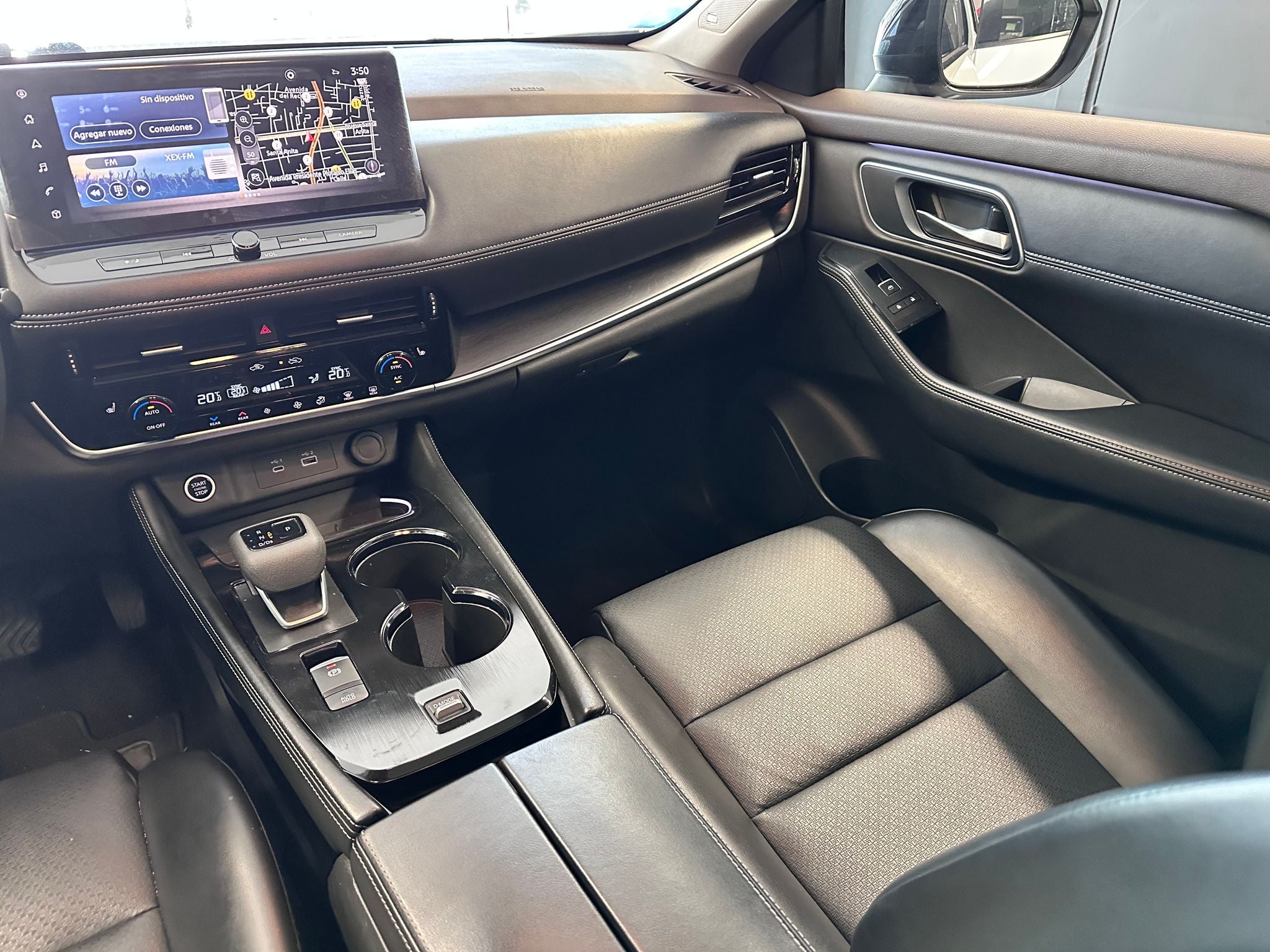 2023 Nissan X-Trail 2.5 Platinum 2 Filas At