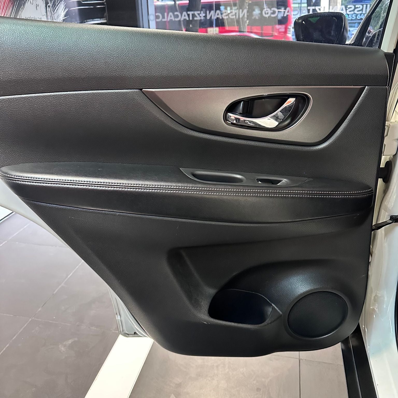 2016 Nissan X-Trail 2.5 Advance 2 Filas Cvt