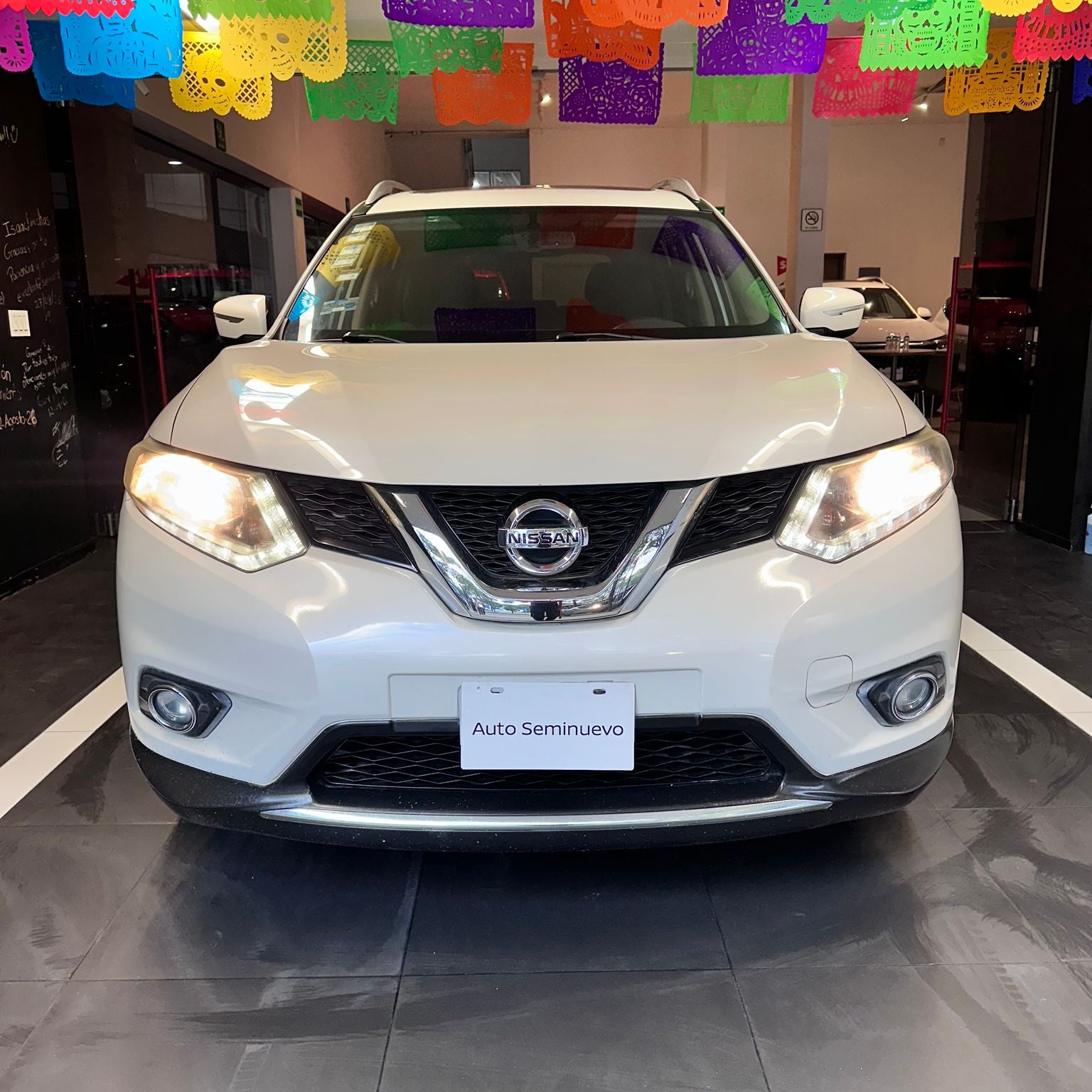 2016 Nissan X-Trail 2.5 Advance 2 Filas Cvt