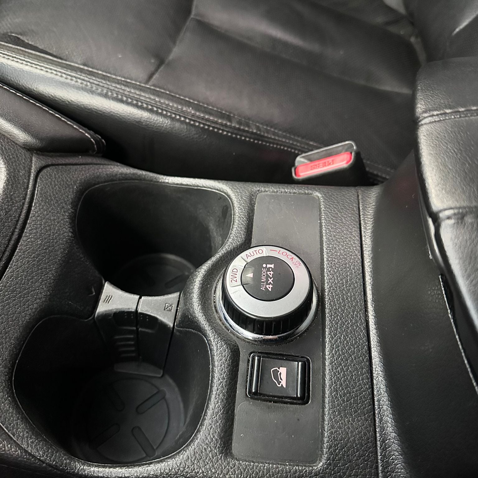 2020 Nissan X-Trail 2.5 Exclusive 3 Filas Cvt