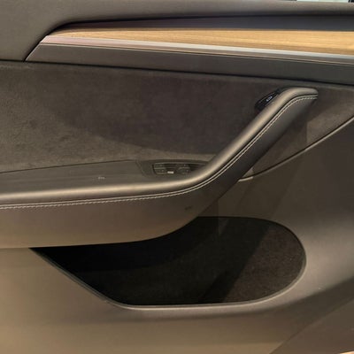 2023 Tesla Model Y Long Range Battery All-Wheel drive