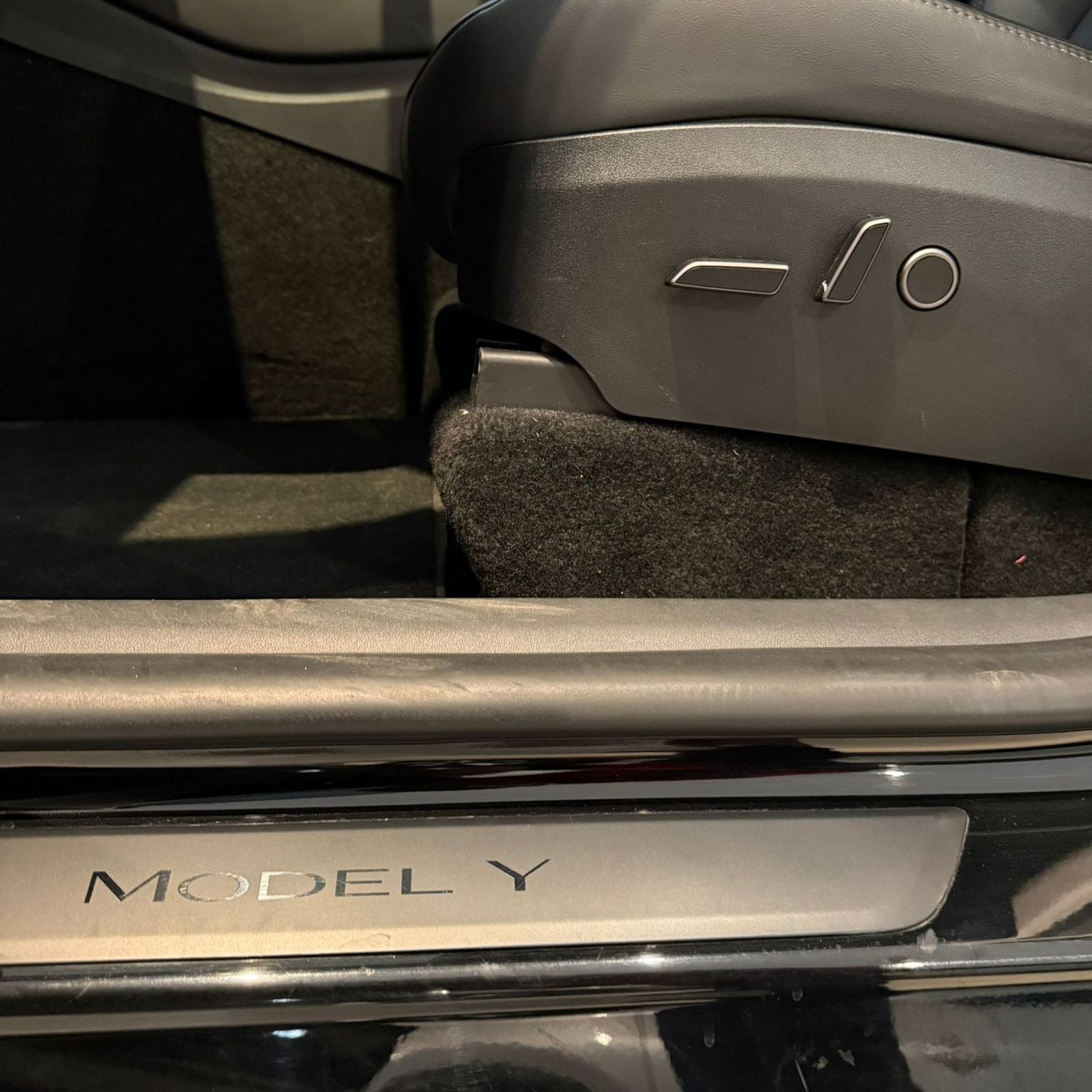 2023 Tesla Model Y Long Range Battery All-Wheel drive