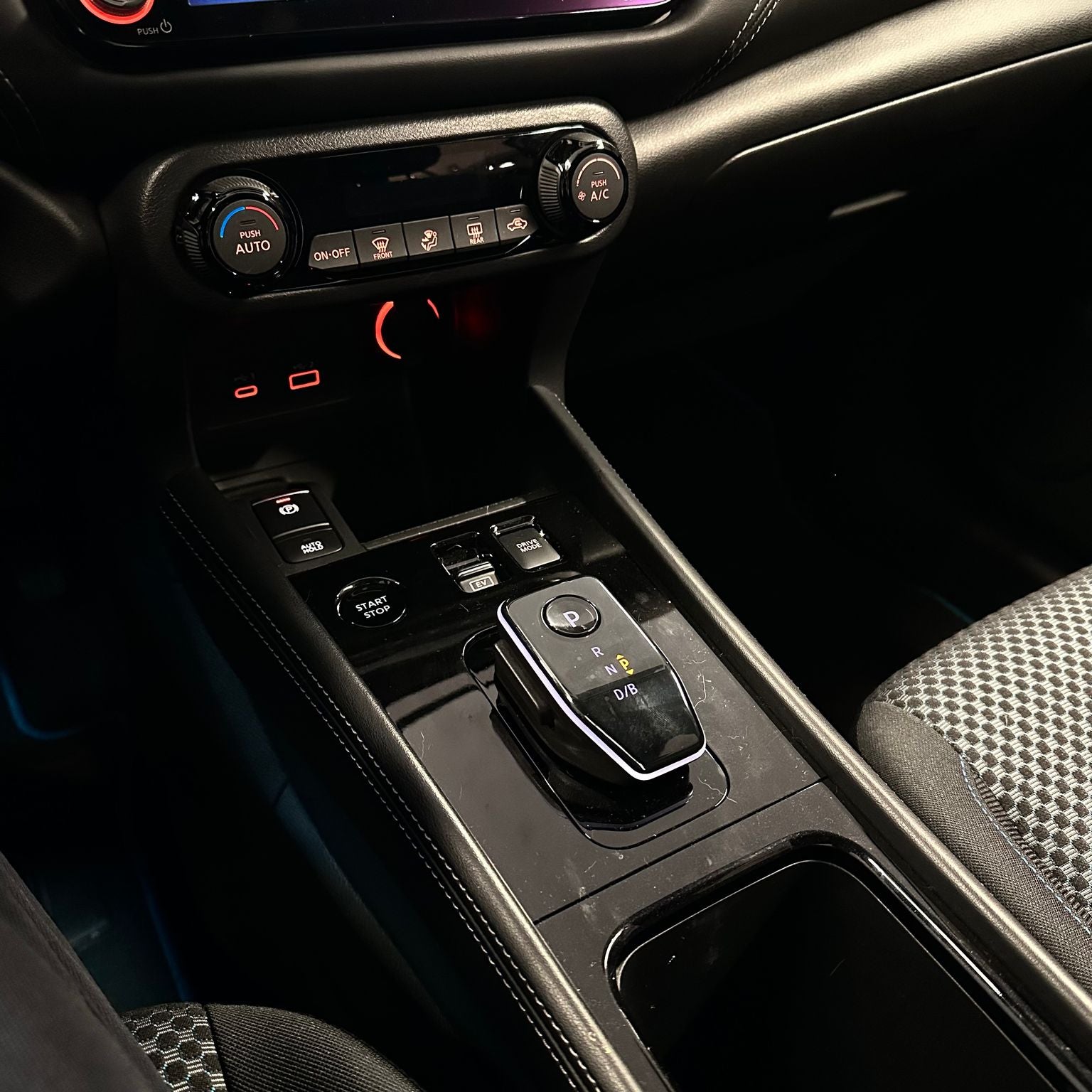 2025 Nissan Kicks E-Power Advance At