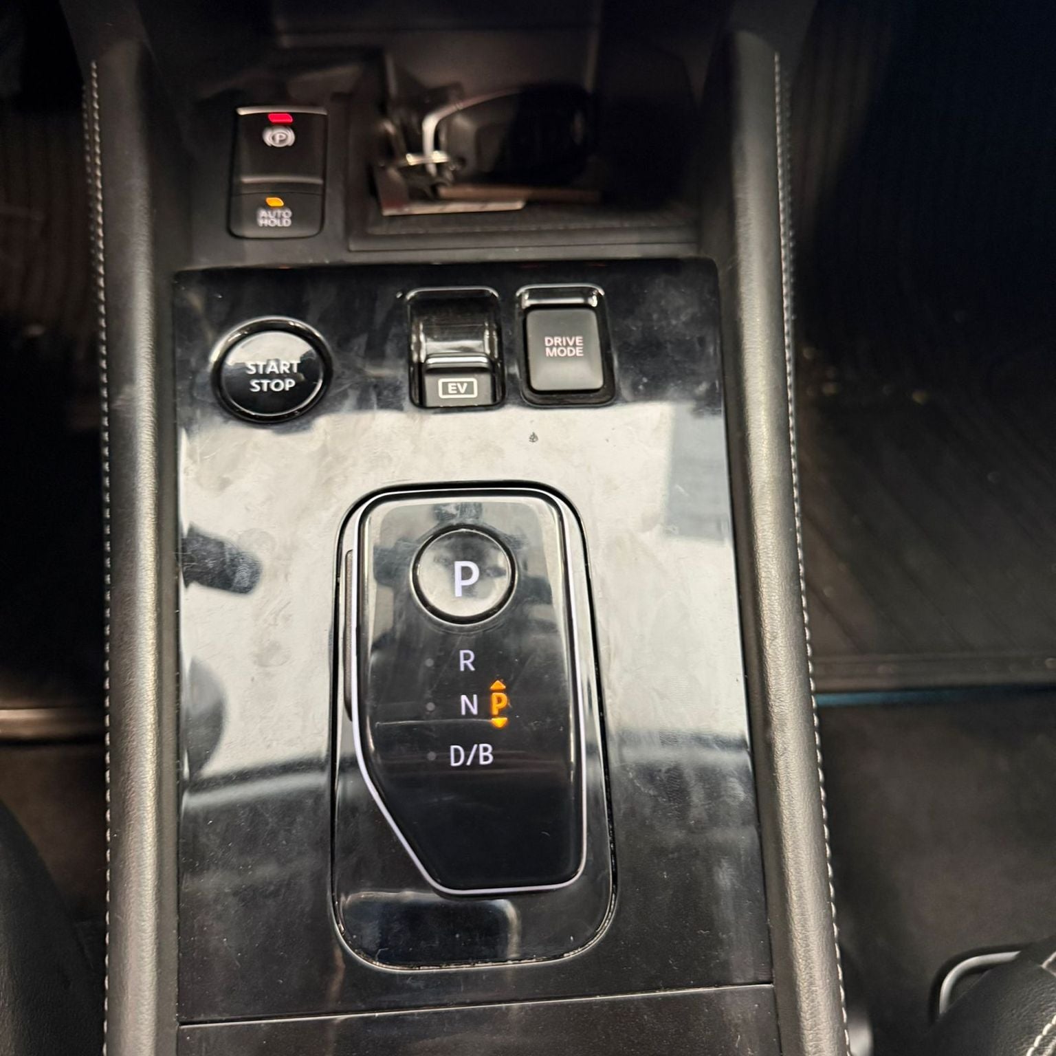 2024 Nissan Kicks E-Power Platinum At